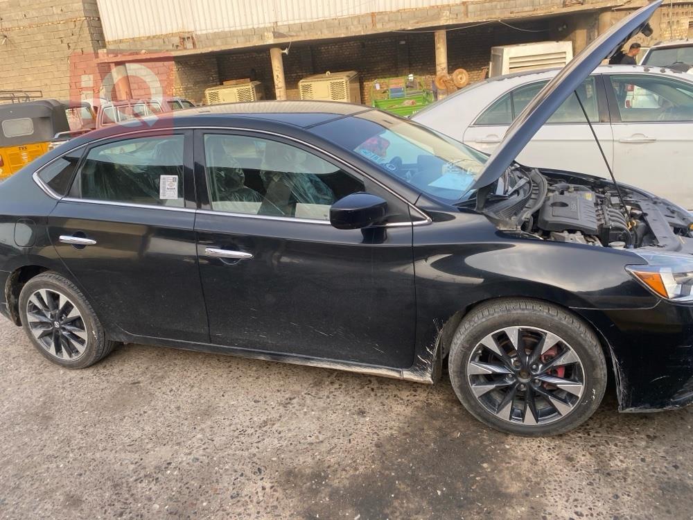 نیسان سێنترا